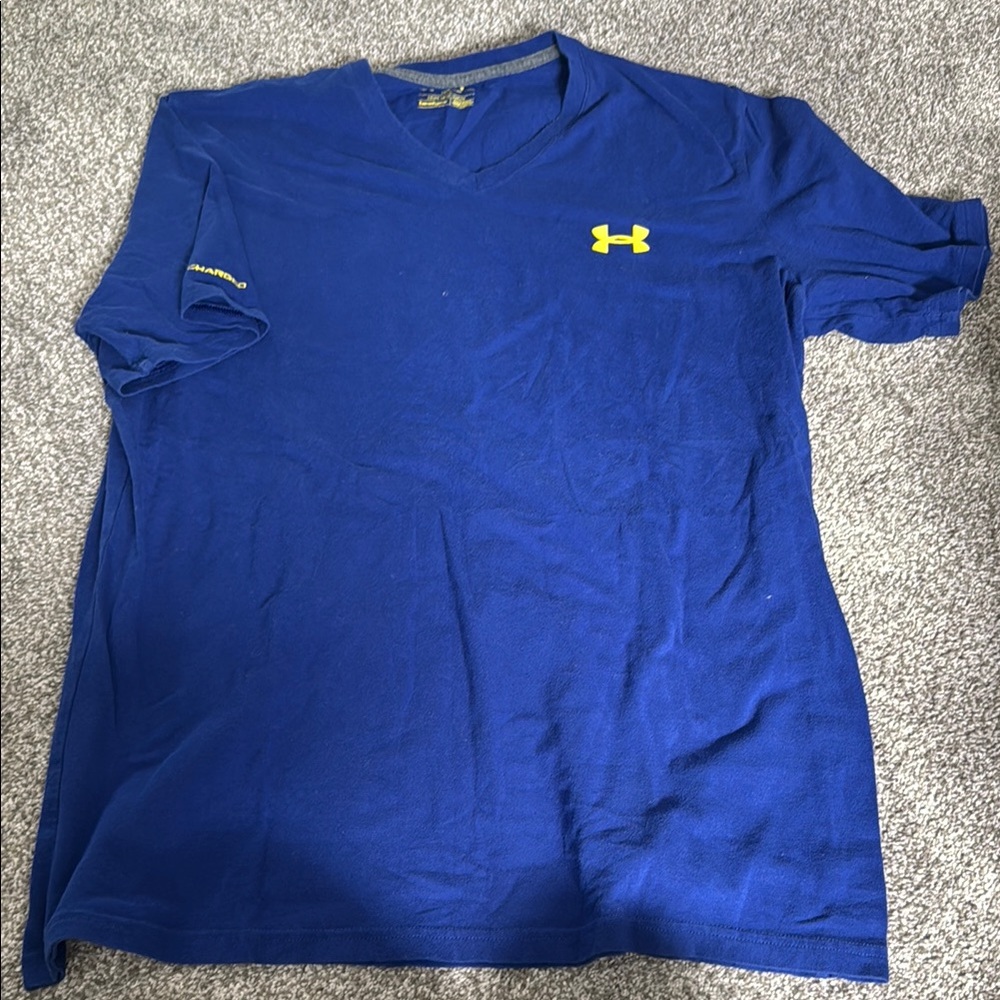 Under Armour Men's Blue V-Neck Shirt Loose L